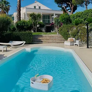 White Dream Apartment